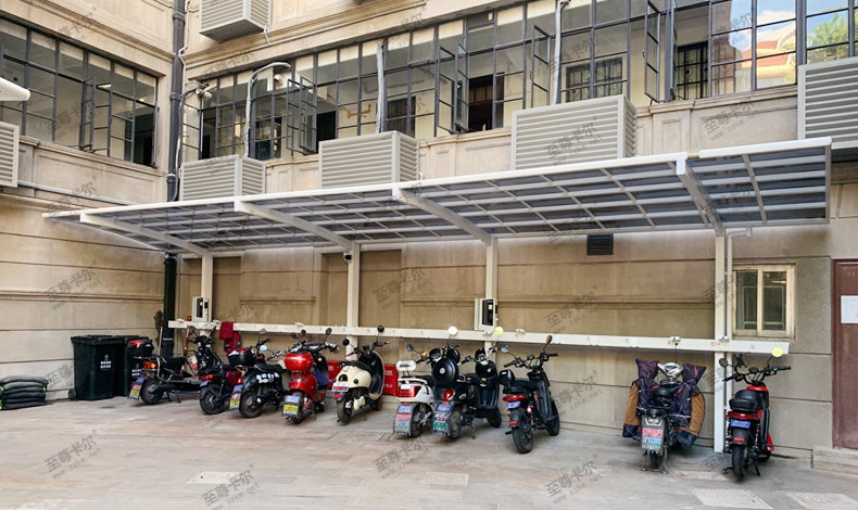 上海徐匯區武康大樓非機動車充電車棚完工