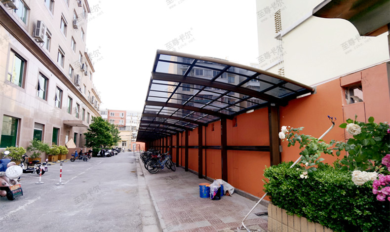 北京皮鞋廠非機動車棚順利完工