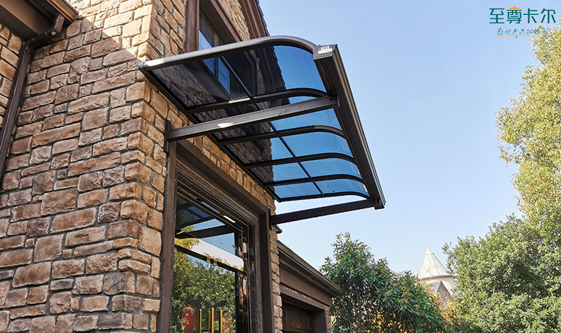 郴州做雨棚多少錢一米？家用陽臺遮陽棚雨棚？