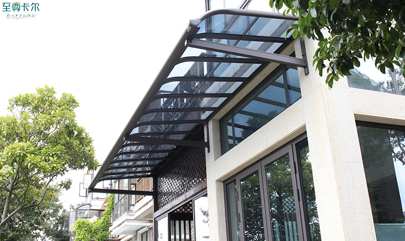 耐力板陽光棚圖片？耐力板雨棚多少錢一平方？