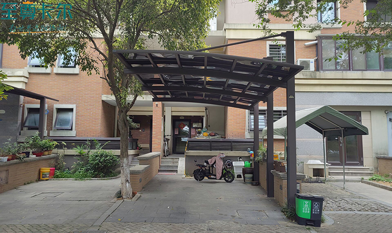 停車棚定制廠家？庭院停車棚圖片大全？